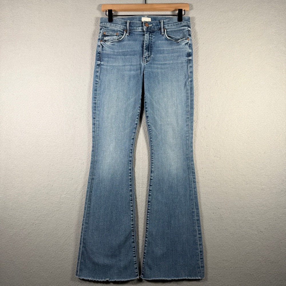 Mother The Weekender Fray Jeans 28 Groovin Wash Blue Flare Raw Hem 1535-104
